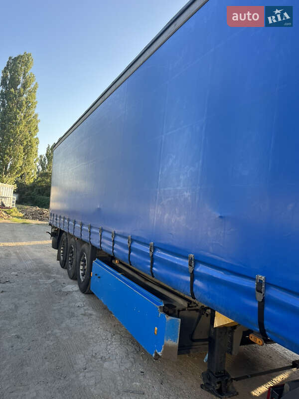 Бортовой полуприцеп Schmitz Cargobull SAF 2008 в Одессе