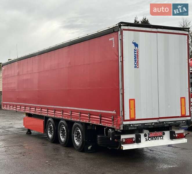 Тентований борт (штора) - напівпричіп Schmitz Cargobull SAF 2012 в Дубні