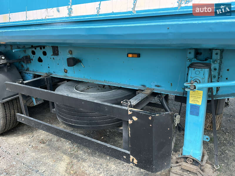Самосвал полуприцеп Schmitz Cargobull SAF 2007 в Умани