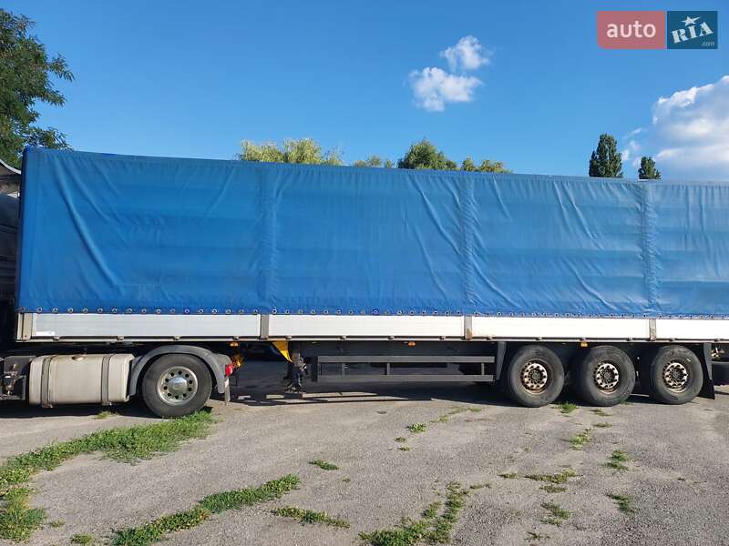 Тентований борт (штора) - напівпричіп Schmitz Cargobull SAF 2005 в Березані