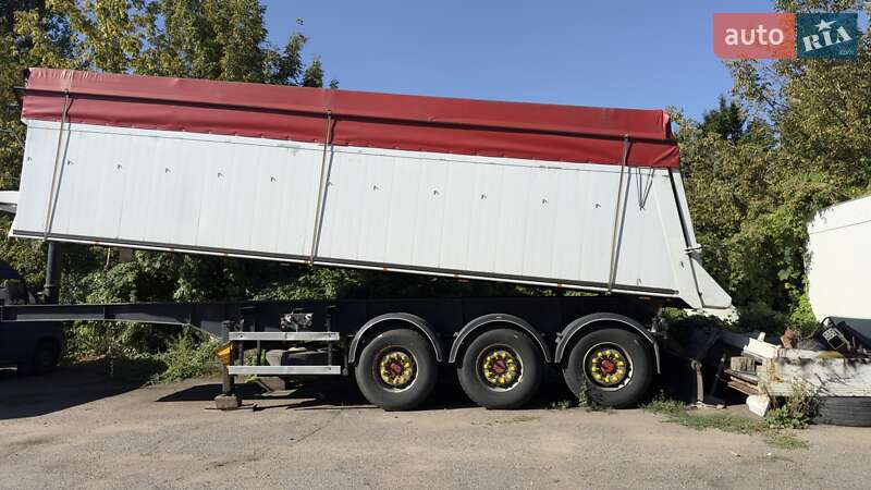 Зерновоз - полуприцеп Schmitz Cargobull SAF 2010 в Черкассах