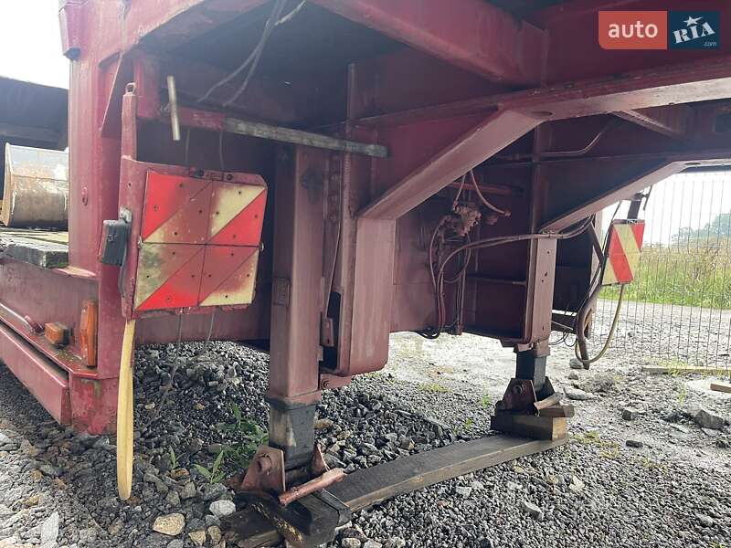 Низкорамная платформа Schmitz Cargobull SAF 2008 в Виннице