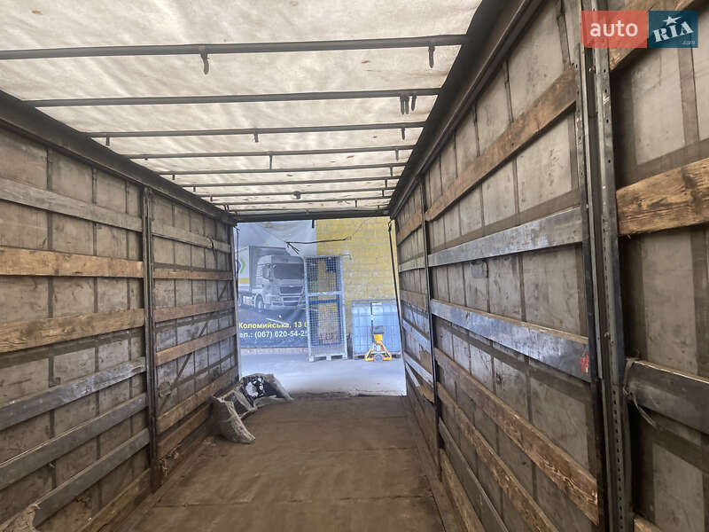 Тентованный борт (штора) - полуприцеп Schmitz Cargobull SAF 2008 в Черновцах