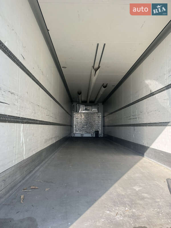 Рефрижератор полуприцеп Schmitz Cargobull SAF 2004 в Тернополе фото 5 Рефрижератор полуприцеп Schmitz Cargobull SAF 2004 в Тернополе