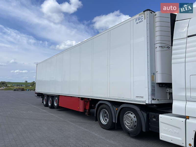 Рефрижератор полуприцеп Schmitz Cargobull SCB S3B 2014 в 
