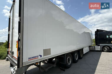 Рефрижератор полуприцеп Schmitz Cargobull SCB S3B 2016 в Виннице
