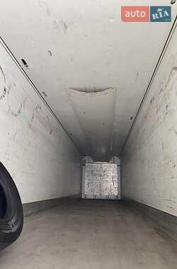 Рефрижератор полуприцеп Schmitz Cargobull SCB S3B 2012 в 