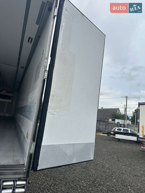 Рефрижератор полуприцеп Schmitz Cargobull SCB S3B 2016 в Луцке фото 27 Рефрижератор полуприцеп Schmitz Cargobull SCB S3B 2016 в Луцке
