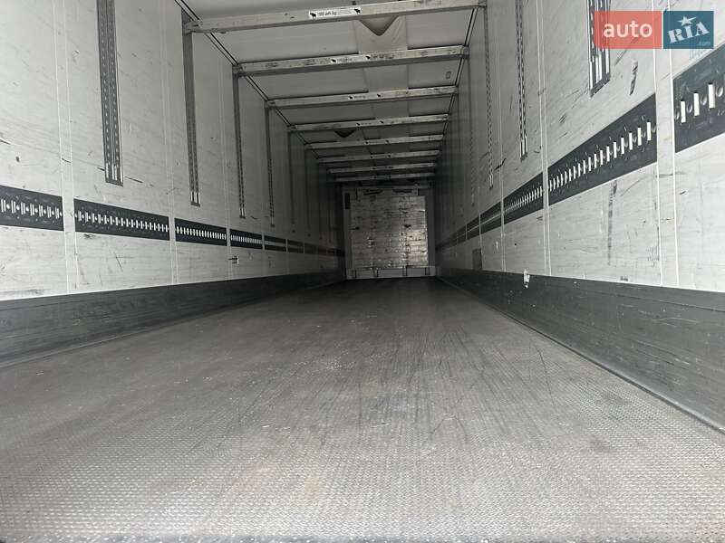 Рефрижератор напівпричіп Schmitz Cargobull SCB S3B 2015 в Калуші фото 19 Рефрижератор напівпричіп Schmitz Cargobull SCB S3B 2015 в Калуші