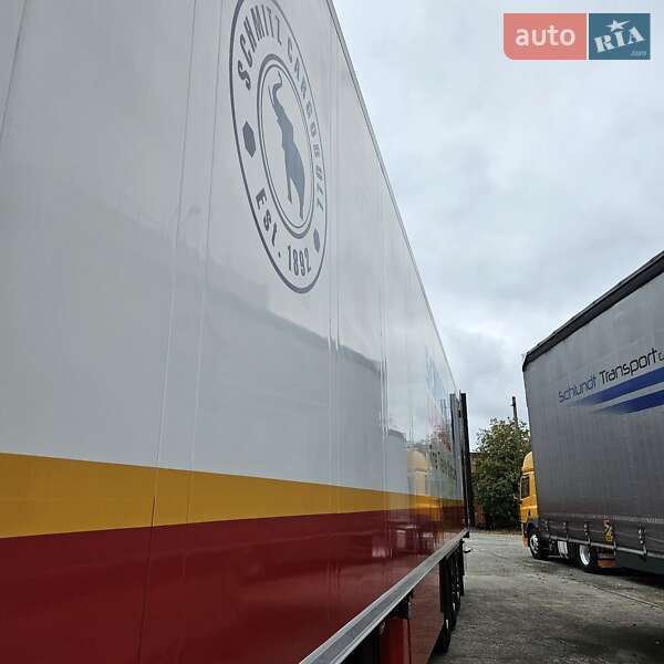 Рефрижератор полуприцеп Schmitz Cargobull SCB S3B 2013 в Кривом Роге
