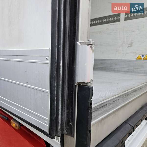 Рефрижератор полуприцеп Schmitz Cargobull SCB S3B 2013 в Кривом Роге