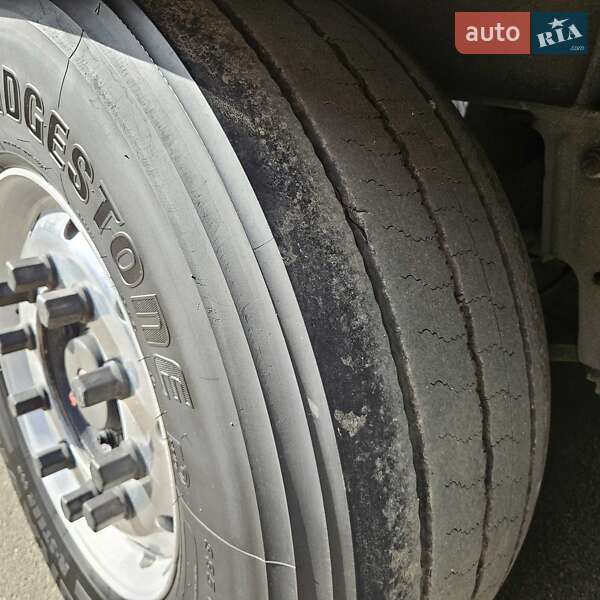 Рефрижератор полуприцеп Schmitz Cargobull SCB S3B 2013 в Кривом Роге