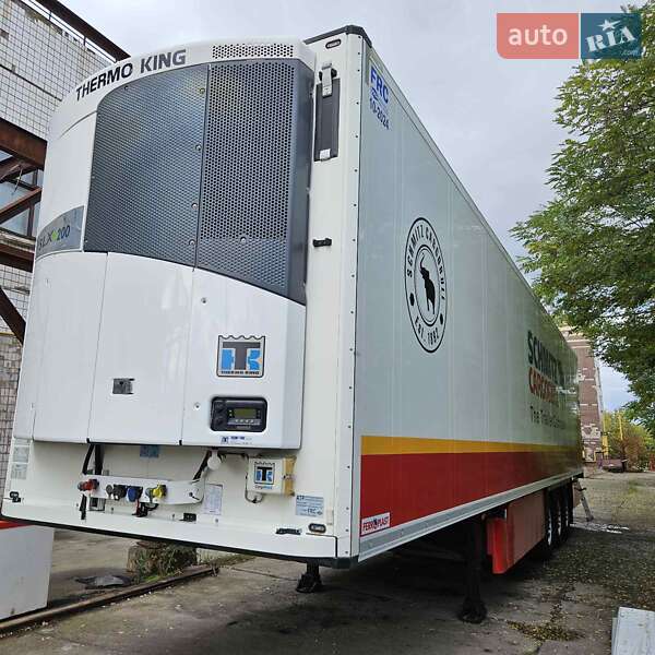 Рефрижератор полуприцеп Schmitz Cargobull SCB S3B 2013 в Кривом Роге