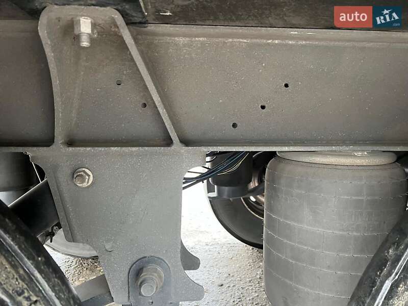 Рефрижератор напівпричіп Schmitz Cargobull SCB S3B 2018 в Чернівцях