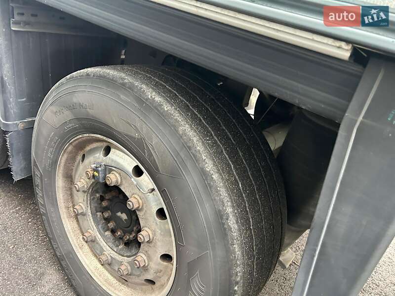 Рефрижератор полуприцеп Schmitz Cargobull SCB S3B 2015 в Ковеле