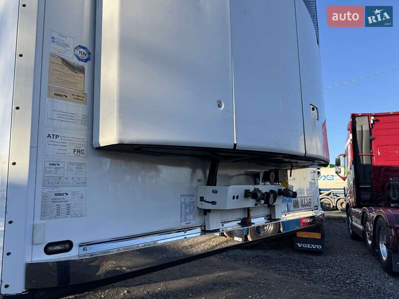Рефрижератор полуприцеп Schmitz Cargobull SCB S3B 2014 в Виннице