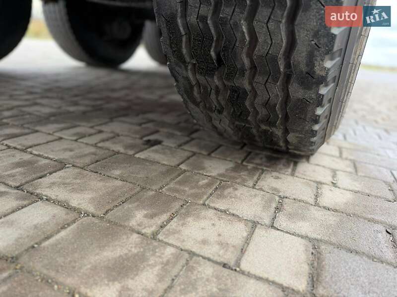 Рефрижератор полуприцеп Schmitz Cargobull SCB S3B 2018 в Ровно