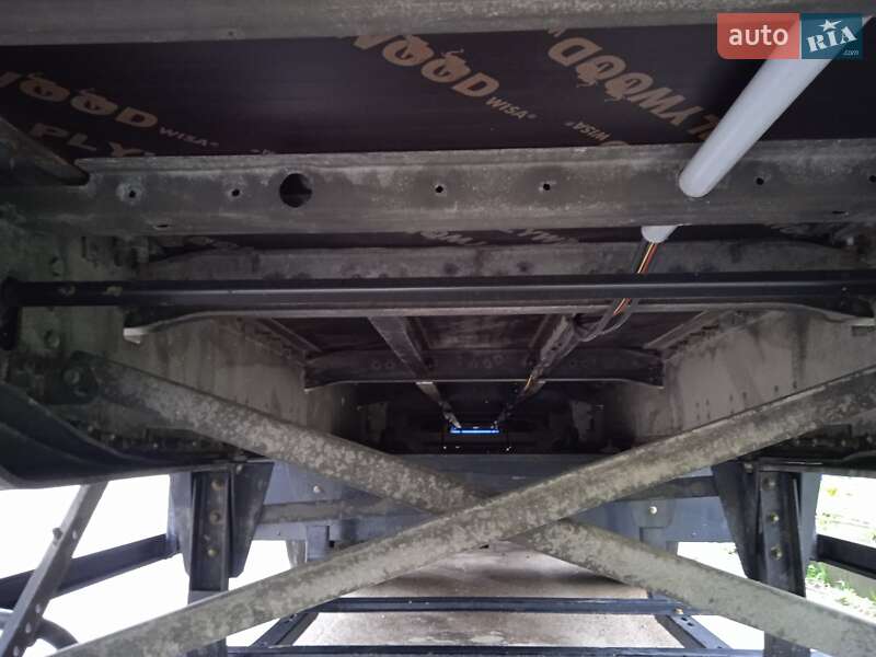 Тентованный борт (штора) - полуприцеп Schmitz Cargobull SCB S3T 2016 в Житомире фото 8 Тентованный борт (штора) - полуприцеп Schmitz Cargobull SCB S3T 2016 в Житомире