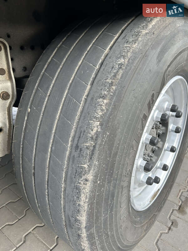 Тентований борт (штора) - напівпричіп Schmitz Cargobull SCB S3T 2015 в Луцьку