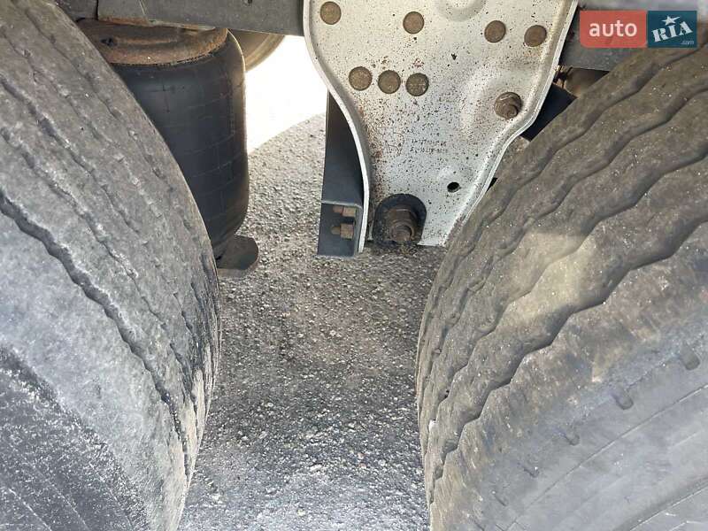 Тентований борт (штора) - напівпричіп Schmitz Cargobull SCB S3T 2015 в Вінниці