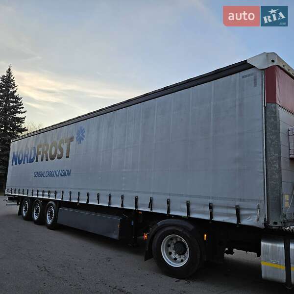 Тентований борт (штора) - напівпричіп Schmitz Cargobull SCB S3T 2015 в Кривому Розі