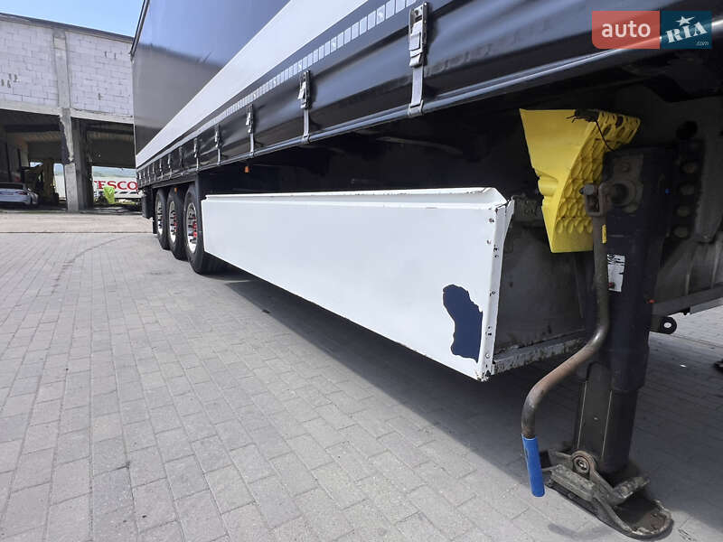 Тентований борт (штора) - напівпричіп Schmitz Cargobull SCB S3T 2016 в Тячеві