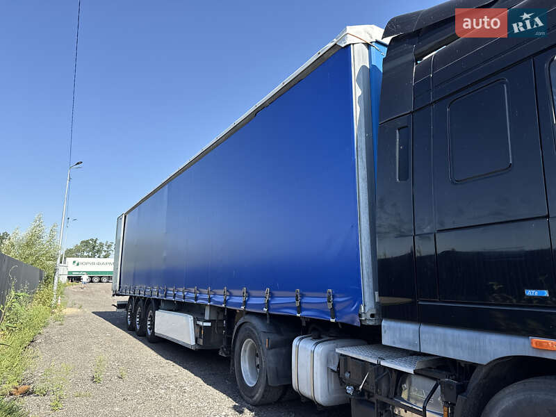 Тентований борт (штора) - напівпричіп Schmitz Cargobull SCB S3T 2013 в Києві