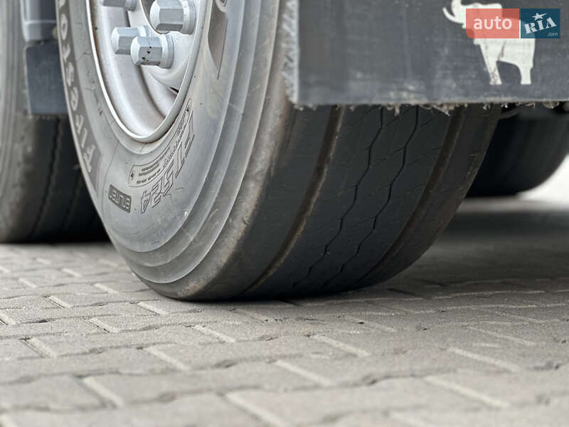 Бортовий напівпричіп Schmitz Cargobull SCB S3T 2021 в Рівному