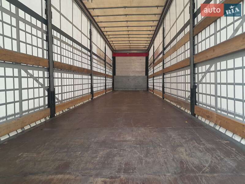 Тентованный борт (штора) - полуприцеп Schmitz Cargobull SCB S3T 2014 в Надворной