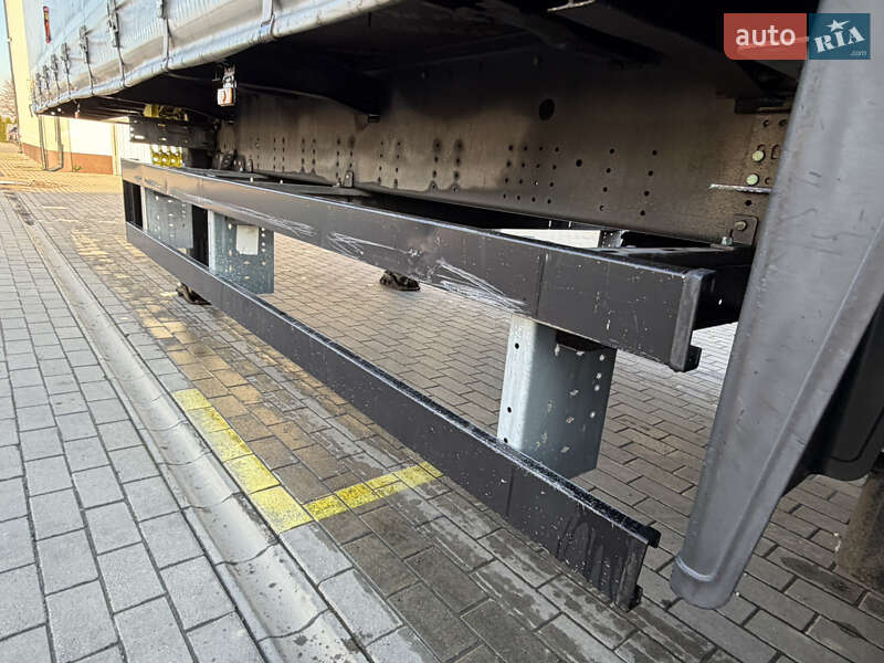 Тентованный борт (штора) - полуприцеп Schmitz Cargobull SCB S3T 2015 в Тячеве