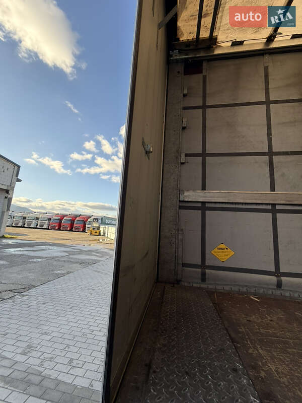 Тентований борт (штора) - напівпричіп Schmitz Cargobull SCB S3T 2017 в Тячеві фото 23 Тентований борт (штора) - напівпричіп Schmitz Cargobull SCB S3T 2017 в Тячеві