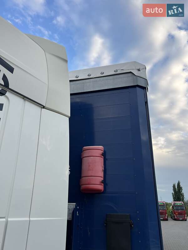 Тентований борт (штора) - напівпричіп Schmitz Cargobull SCB S3T 2017 в Луцьку