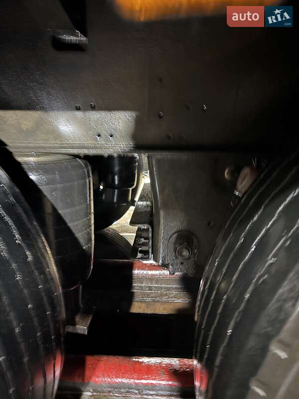 Тентований борт (штора) - напівпричіп Schmitz Cargobull SCB S3T 2012 в Києві