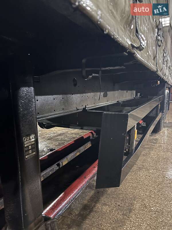 Тентований борт (штора) - напівпричіп Schmitz Cargobull SCB S3T 2012 в Києві