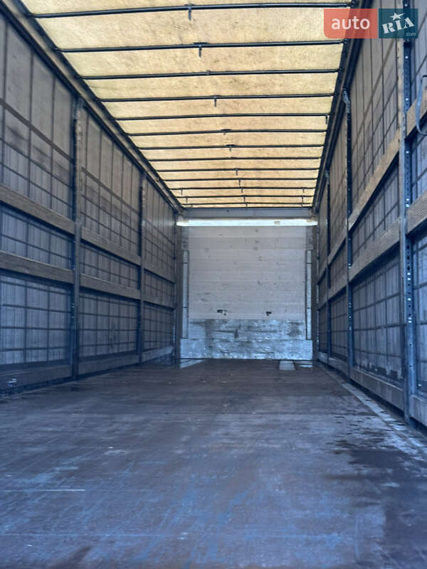 Тентованный борт (штора) - полуприцеп Schmitz Cargobull SCB S3T 2018 в Луцке