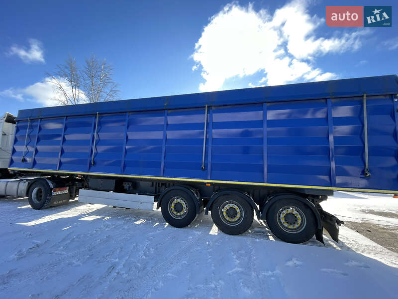 Контейнеровоз напівпричіп Schmitz Cargobull SCF 2012 в Полтаві