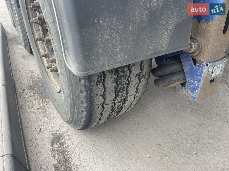 Самосвал полуприцеп Schmitz Cargobull SCF 2005 в Виннице