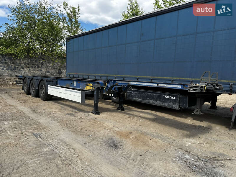 Контейнеровоз напівпричіп Schmitz Cargobull SCF 2013 в Луцьку