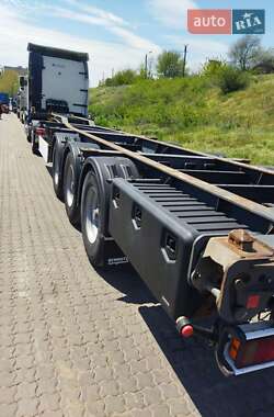 Контейнеровоз полуприцеп Schmitz Cargobull SCF 2005 в Одессе
