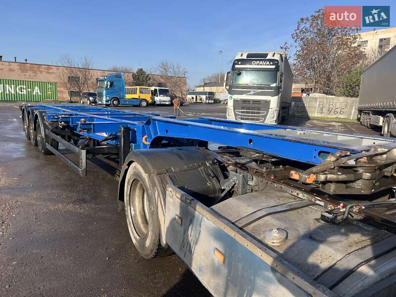 Контейнеровоз полуприцеп Schmitz Cargobull SCF 2004 в Черноморске