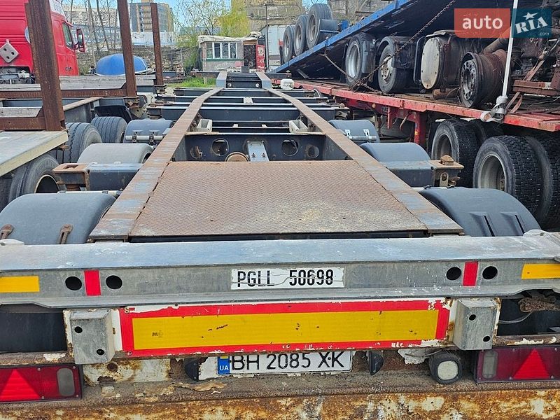 Контейнеровоз полуприцеп Schmitz Cargobull SCF 2007 в Одессе