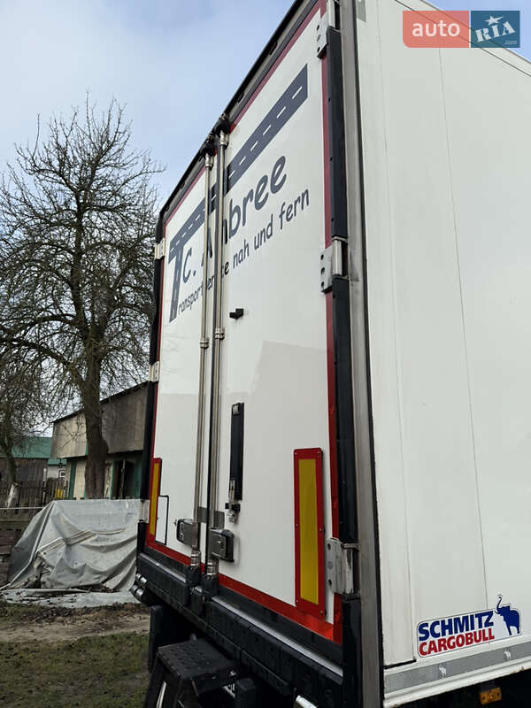 Рефрижератор полуприцеп Schmitz Cargobull Schutz 2016 в Владимирце