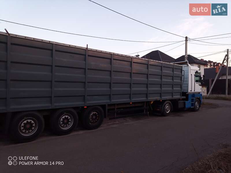 Зерновоз - полуприцеп Schmitz Cargobull SCS 24/L 2004 в Киеве