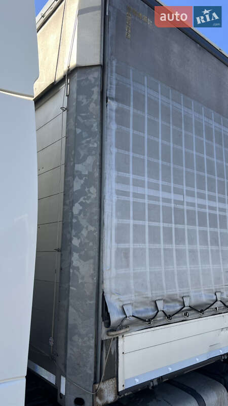 Бортовий напівпричіп Schmitz Cargobull SCS 24/L 2012 в Луцьку