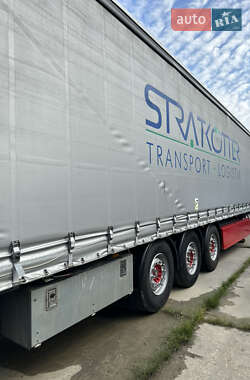 Бортовий напівпричіп Schmitz Cargobull SCS 24/L 2007 в 