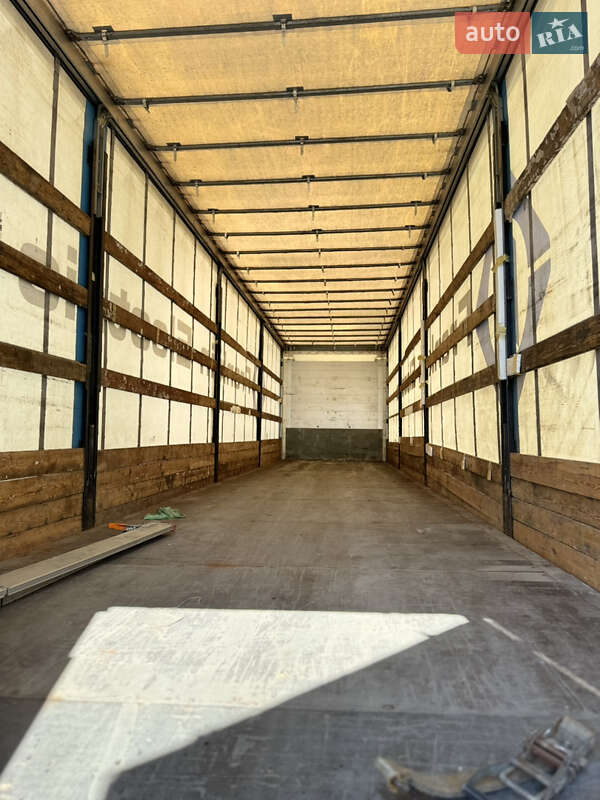 Тентованный борт (штора) - полуприцеп Schmitz Cargobull SCS 24/L 2005 в Виннице