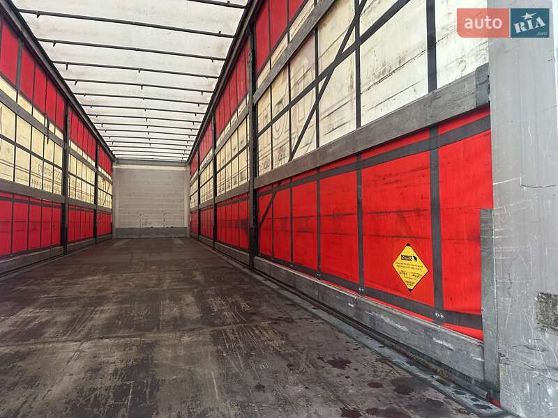 Тентованный борт (штора) - полуприцеп Schmitz Cargobull SCS 24/L 2014 в Калуше