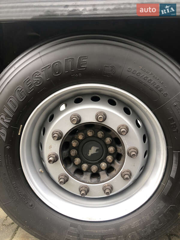 Тентований борт (штора) - напівпричіп Schmitz Cargobull SCS 2017 в Львові