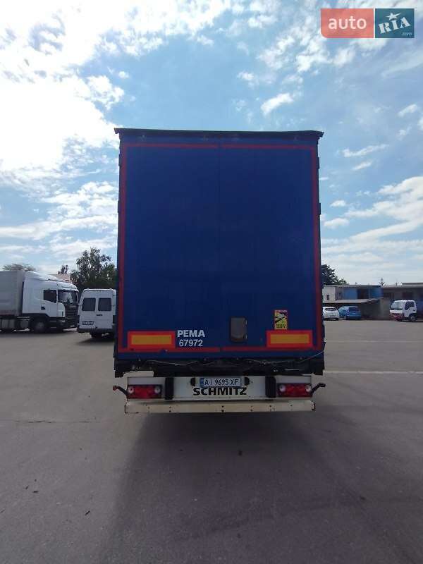 Тентований борт (штора) - напівпричіп Schmitz Cargobull SCS 2012 в Макарові