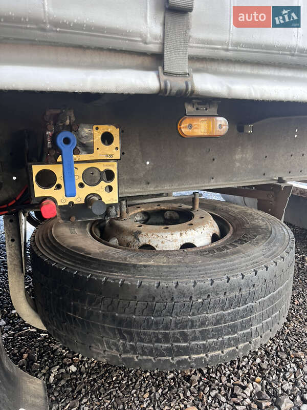 Тентованный борт (штора) - полуприцеп Schmitz Cargobull SCS 2009 в Хусте